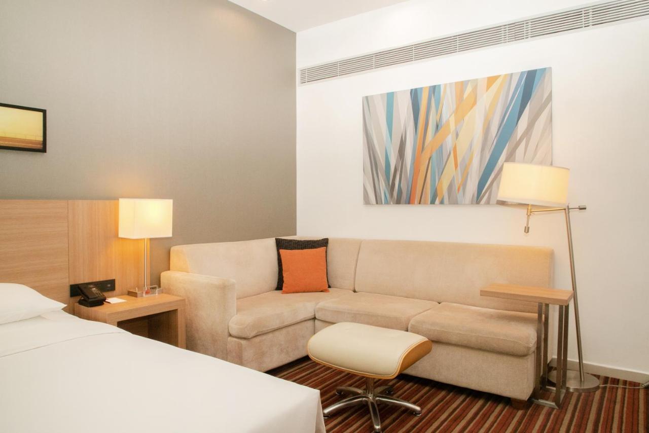 Hyatt Place Shenzhen Airport Buitenkant foto